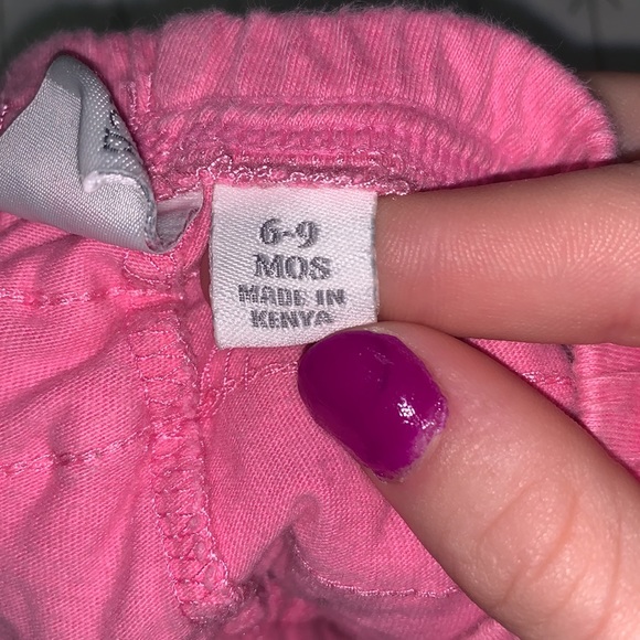 this is a 2 piece baby outfit. - Picture 4 of 8